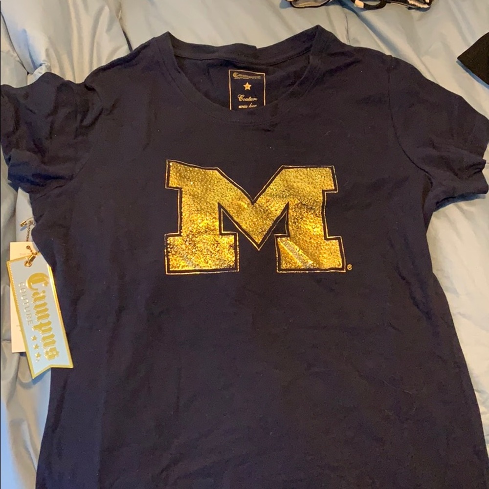 NWT campus couture university of Michigan t shirt